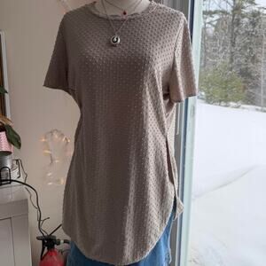 Wilfred by Aritzia Beige Neutral Swiss Dot T Shirt Medium